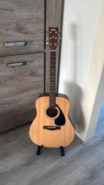 Yamaha akoestische gitaar inclusief toebehoren, Muziek en Instrumenten, Ophalen, Klassieke of Spaanse gitaar