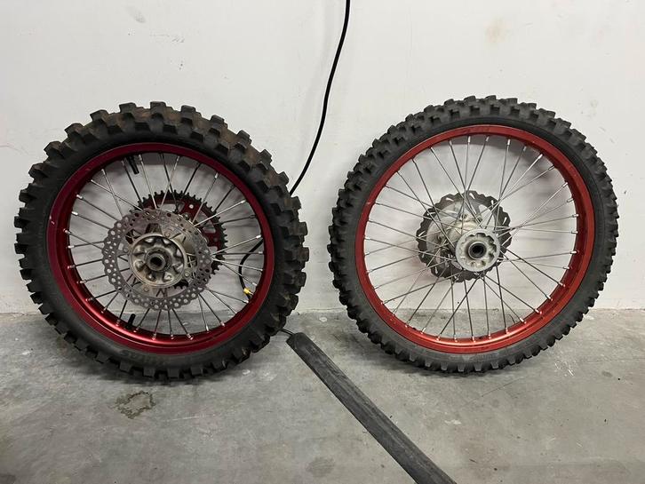 Set rode velgen met banden CRF450 CRF, Motoren, Onderdelen | Honda, Nieuw, Ophalen of Verzenden