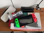 Nintendo Switch (V1) + Needs New Battery - With dock, 2 spelers, Ophalen, Niet werkend, Vanaf 7 jaar