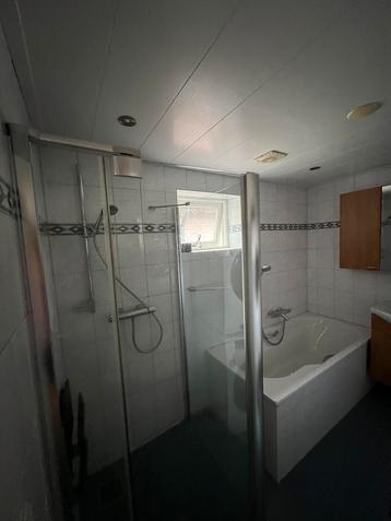 Badkamer beschikbaar voor biedingen