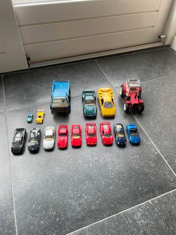 Diverse modelauto’s Ferrari, Porsche 