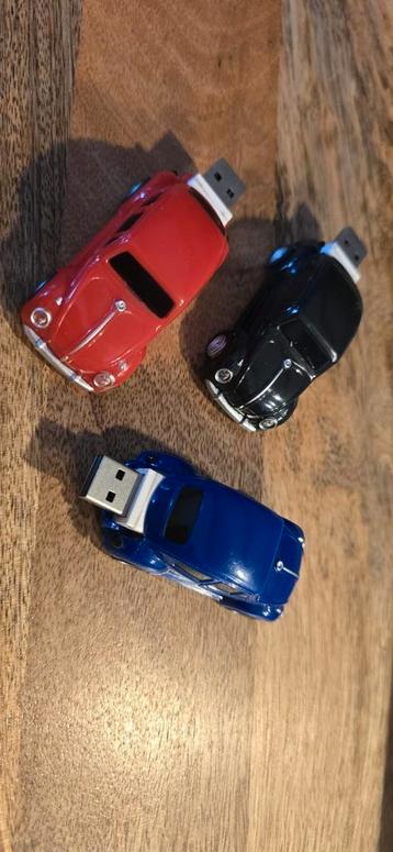 USB stick VW Kever  beschikbaar voor biedingen