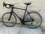 Trek Domane AL2 race fiets, Fietsen en Brommers, Fietsen | Racefietsen, Gebruikt, Aluminium, 57 tot 61 cm, Meer dan 20 versnellingen