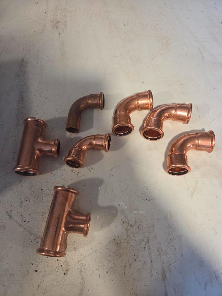 Koper Press Koppelingen 15, 22, 28 mm, Doe-het-zelf en Verbouw, Buizen en Afvoer, Nieuw, Bochten, Overige materialen, Minder dan 2 meter
