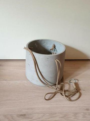 Hang bloempot, pottery pots rough collection beschikbaar voor biedingen