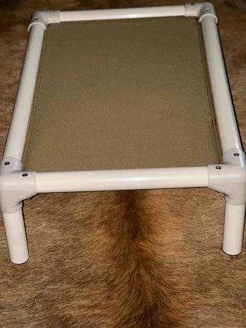 Honden stetcher /ligbed beschikbaar voor biedingen