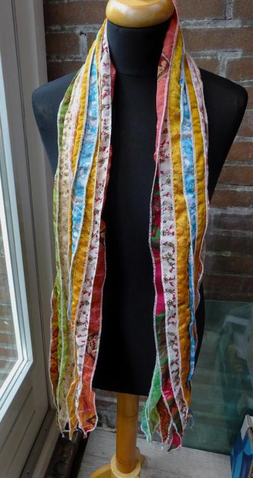 Kleurige Zijde sjaal - stroken genaaide banen 20 x 175 cm, Kleding | Dames, Mutsen, Sjaals en Handschoenen, Gedragen, Sjaal, Verzenden