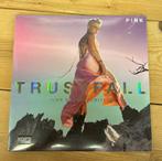 Pink - Trustfall (Tour Deluxe Edition) Coloured vinyl (NEW), 2000 tot heden, Ophalen of Verzenden, Nieuw in verpakking