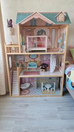 Groot poppenhuis, Ophalen, Zo goed als nieuw, Poppenhuis