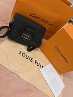 Louis Vuitton tas Dauphine Soft MM, Sieraden, Tassen en Uiterlijk, Tassen | Damestassen, Ophalen, Zo goed als nieuw, Zwart, Schoudertasje