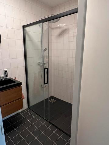 X2O douchedeur beschikbaar voor biedingen