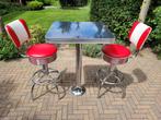 fifties sixties Bel Air Amerikaanse barkrukken + bar tafel ., Huis en Inrichting, Barkrukken, 2 krukken, Ophalen, Zo goed als nieuw
