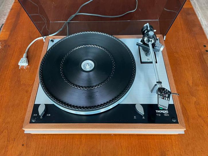Thorens td160 met nw kap en garantie, Audio, Tv en Foto, Platenspelers, Zo goed als nieuw, Thorens, Ophalen of Verzenden
