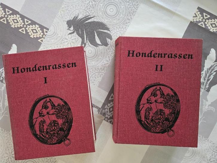 Hondenrassen 1 en 2, Boeken, Encyclopedieën, Gelezen, Complete serie, Dieren, Ophalen of Verzenden