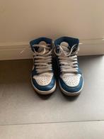 Jordan 1 high true blue, Kleding | Heren, Schoenen, Gedragen, Blauw, Ophalen of Verzenden, Sneakers of Gympen