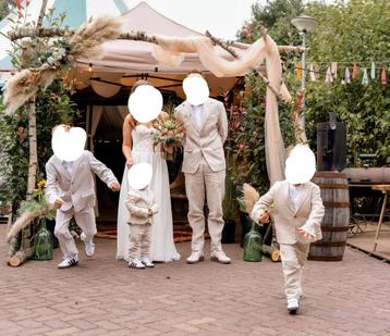 Houten Bruiloft Backdrop - Demonteerbaar beschikbaar voor biedingen