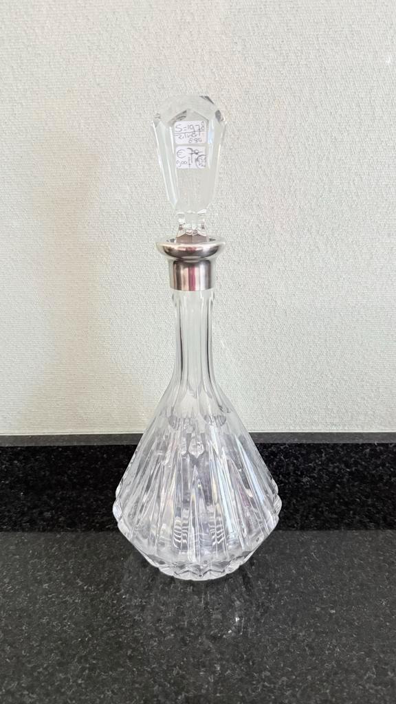 Kristallen karaf met écht zilveren bovenkant., Antiek en Kunst, Antiek | Glas en Kristal, Verzenden