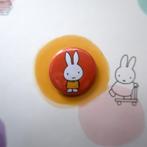 Nijntje Pluis 25MM Pin Button Badge Broche, Verzamelen, Speldjes, Pins en Buttons, Verzenden, Nieuw, Overige onderwerpen, Button