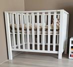 Babybox Wit met boxmatras + Koeka boxkleden, Kinderen en Baby's, Boxen, Ophalen, Zo goed als nieuw, Vierkant, In hoogte verstelbaar