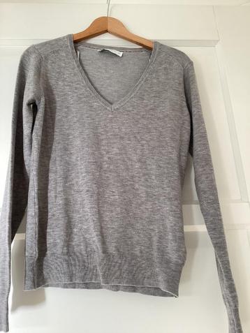 Mooie Grijze Trui By Bar Maat S NIEUW beschikbaar voor biedingen