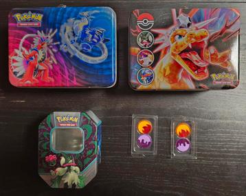 Pokemon Collectors Chest Meowscarada tins beschikbaar voor biedingen