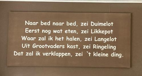zgan zelfgemaakt canvas 'naar bed naar bed zei Duimelot', Kinderen en Baby's, Kinderkamer | Inrichting en Decoratie, Zo goed als nieuw