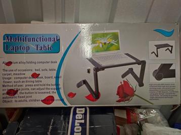 Laptopstand beschikbaar voor biedingen