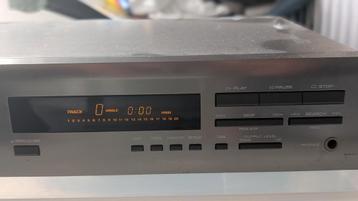 Yamaha cd speler titanium kleur beschikbaar voor biedingen