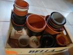 Gratis ophalen verschillende plastic potten, Tuin en Terras, Kweekspullen, Ophalen, Gebruikt, Kweekbak