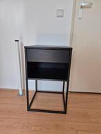 Vikhammer nachtkastje Ikea, Huis en Inrichting, Ophalen, Gebruikt, Hout