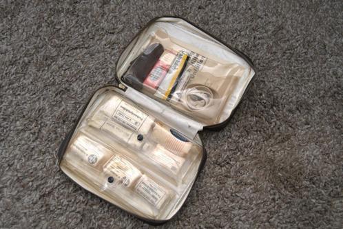 Vintage EHBO tasje, Diversen, Verpleegmiddelen, Gebruikt, Ophalen of Verzenden