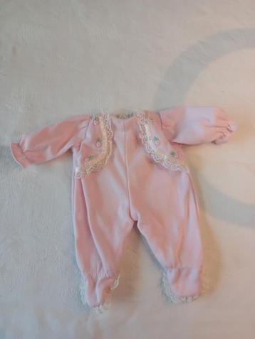 Hansopje voor een pop. Roze, leuke details beschikbaar voor biedingen