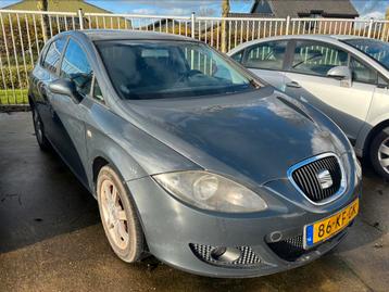 Seat Leon 1.6 75KW 2007 Grijs beschikbaar voor biedingen