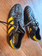 Prachtige adidas voetbal schoenen maat 36, Sport en Fitness, Maat XS of kleiner, Ophalen, Zo goed als nieuw, Shirt