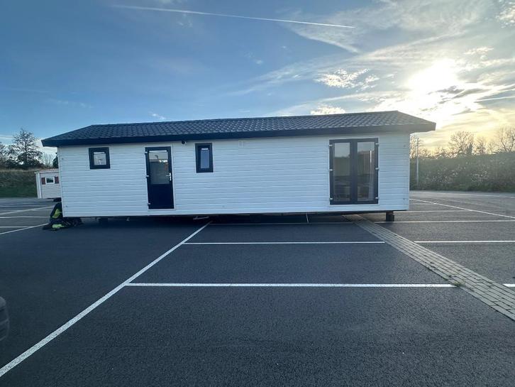 Kunststof Chalet geisoleerd dubbelglas CV gratis transport♦️, Caravans en Kamperen, Stacaravans, tot en met 4, Verzenden