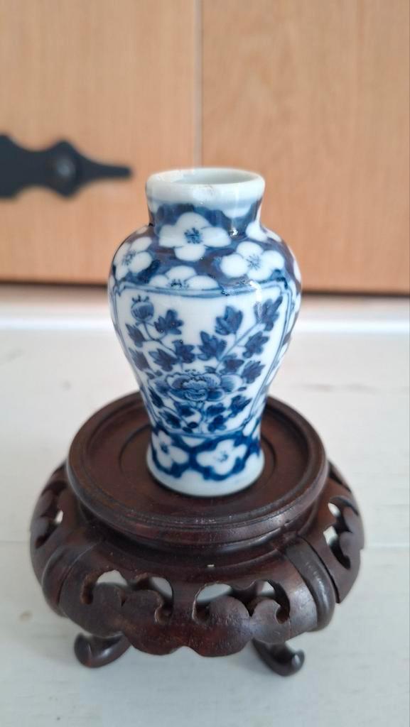 Vroeg 19e eeuw Chinees vaasje, Antiek en Kunst, Antiek | Porselein, Ophalen of Verzenden
