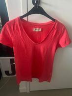 Fuchsia roze shirt met v-hals van Mos Mosh, maat xs, Kleding | Dames, T-shirts, Verzenden, Zo goed als nieuw, Korte mouw, Roze