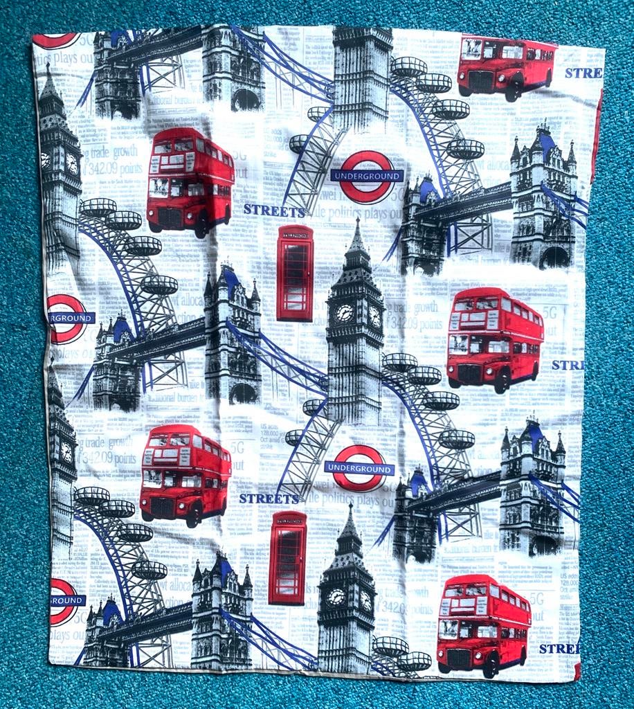 Luxe Kussensloop London Londen - Nieuw Design! 60x70cm, Ophalen of Verzenden, Zo goed als nieuw, Overige kleuren, Rechthoekig