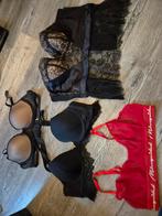 4 bhs, Ophalen of Verzenden, BH