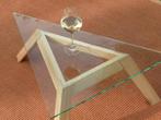 Driehoek tafeltje van glas en hout, Huis en Inrichting, Tafels | Bijzettafels, Ophalen, Minder dan 45 cm, Nieuw, Glas