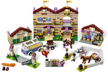 Lego Friends 3185 Paardenkamp beschikbaar voor biedingen