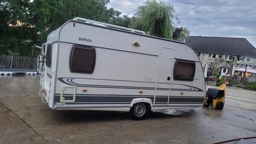 Chateau cristall Samoa 450TF, Caravans en Kamperen, Caravans, Particulier, 1000 - 1250 kg, Rondzit, Chateau, Vast bed, 5 tot 6 meter