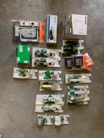 Partij AXA / Nemef beveiligingsproducten + LED Floodlight, Ophalen of Verzenden, Nieuw, Overige materialen, Overige typen