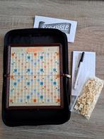 Scrabble Reisspel in Etui, Mattel, Ophalen of Verzenden, Zo goed als nieuw, Een of twee spelers