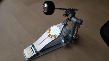 Prof bassdrum pedaal Pearl P-3000C Demon Drive beschikbaar voor biedingen