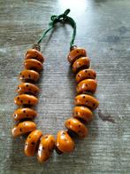 Prachtige oude geperste amber barensteen ketting., Verzenden, Zo goed als nieuw, Steen of Mineraal