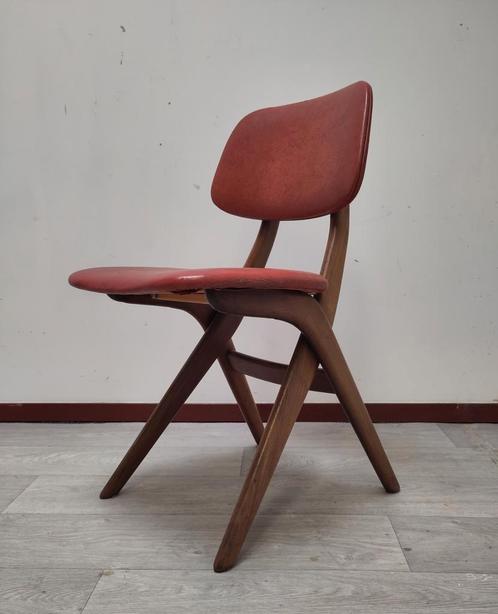 4 eetkamerstoelen Louis v Teeffelen Webe teak stoel stoelen, Huis en Inrichting, Stoelen, Gebruikt, Vier, Hout, Rood, Ophalen