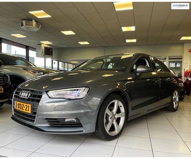 Audi A3 Limousine 1.4 TFSI CoD Ambition Pro Line S/Automaat/, Auto's, Audi, Te koop, A3, ABS, Airbags, Airconditioning, Bluetooth
