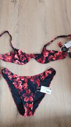 Leuke bikini van Na-KD maat L, Ophalen of Verzenden, Nieuw, Bikini