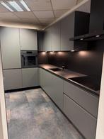 Nolte showmodel keuken UITVERKOOP! MDF gelakt  kwartsgrijs, Huis en Inrichting, Ophalen, Hoekkeuken, Nieuw, Grijs